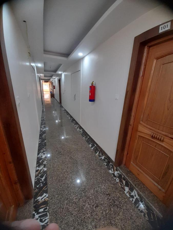 Hotel Zoon Dabb Srinagar Airport Kashmir Ngoại thất bức ảnh