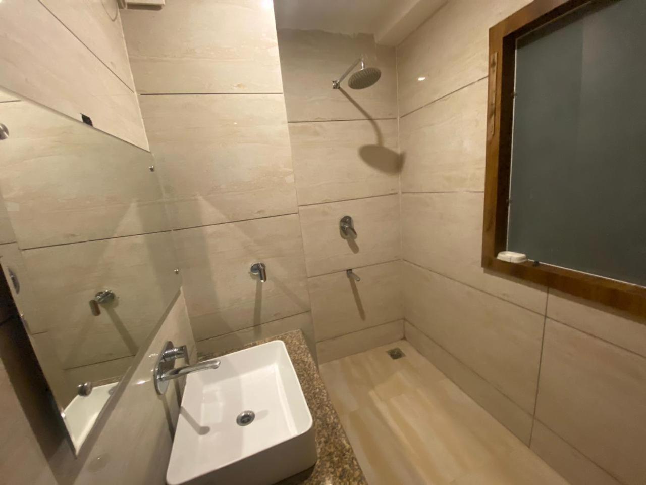 Hotel Zoon Dabb Srinagar Airport Kashmir Ngoại thất bức ảnh