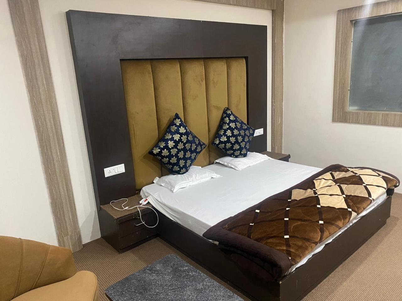 Hotel Zoon Dabb Srinagar Airport Kashmir Ngoại thất bức ảnh